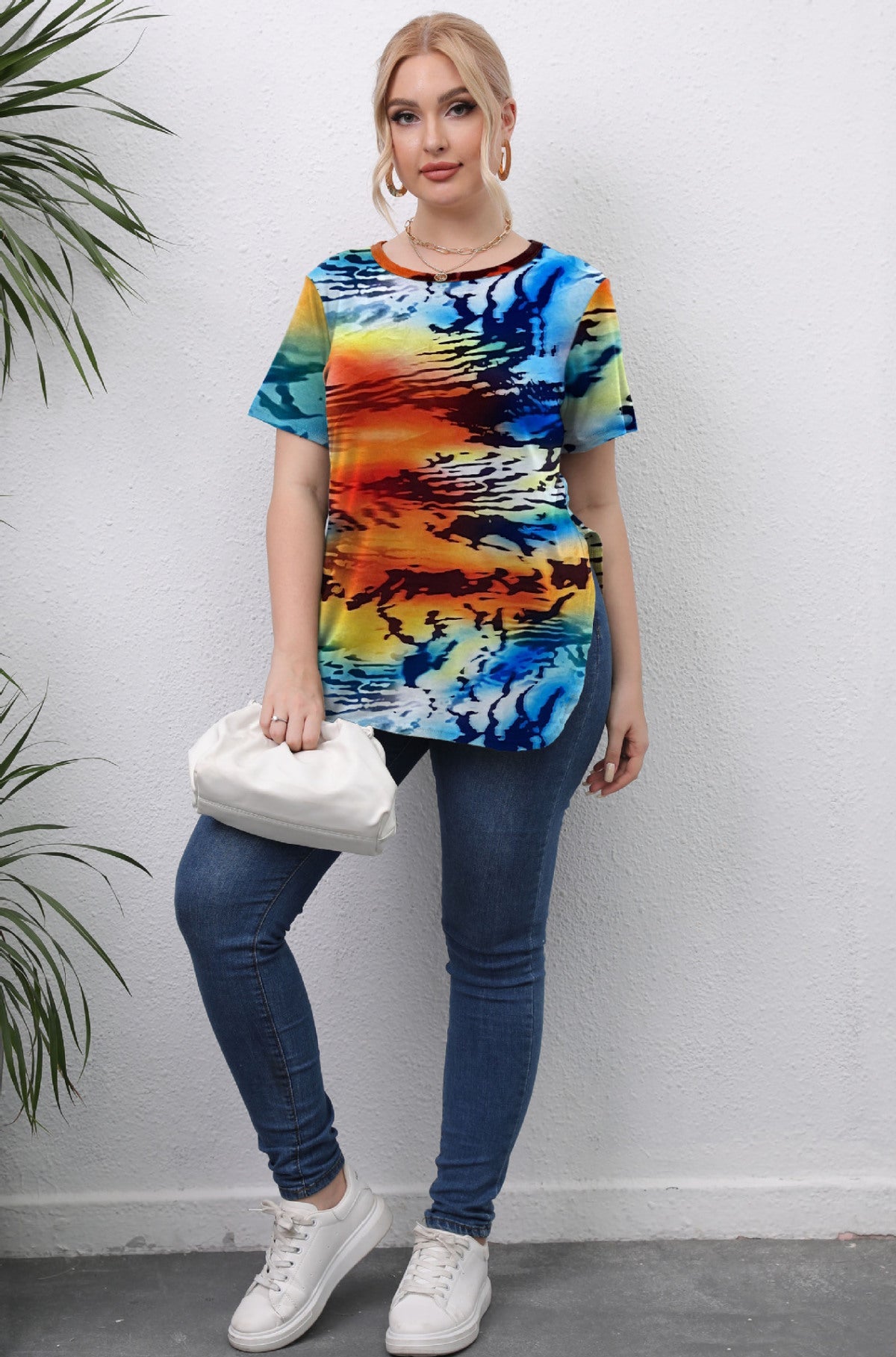 Plus Size Round Neck All Over Print T-shirt