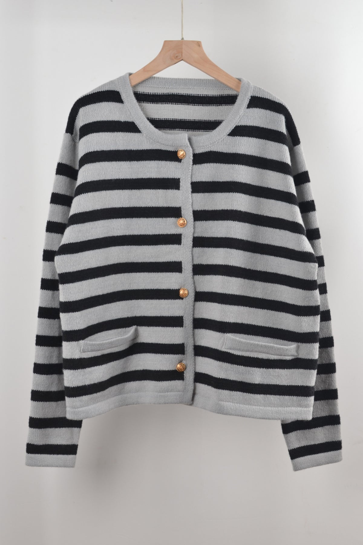 Loose Round Neck Striped Cardigan Sweater With Pocket